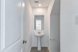 18522 Tre Croci Dr in New Caney, TX - Building Photo