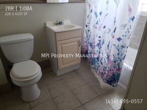 226 S 61ST St in Milwaukee, WI - Building Photo - Building Photo