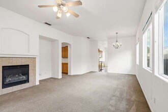 7991 Springarden Wy in Sacramento, CA - Building Photo - Building Photo