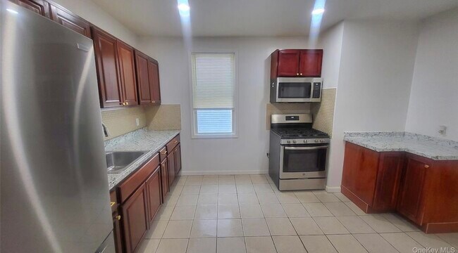 49 Carroll St in Poughkeepsie, NY - Building Photo - Building Photo