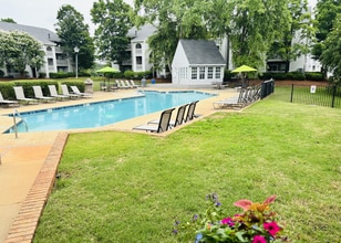 Gleneagle Apartments in Greenville, SC - Building Photo - Building Photo