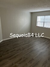 6041 Sequoia Rd NW, Unit B4 in Albuquerque, NM - Building Photo - Building Photo