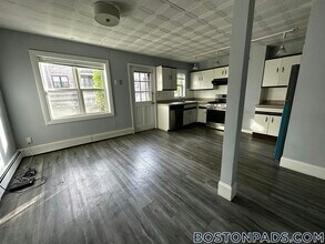 195 Maverick St in Boston, MA - Foto de edificio - Building Photo