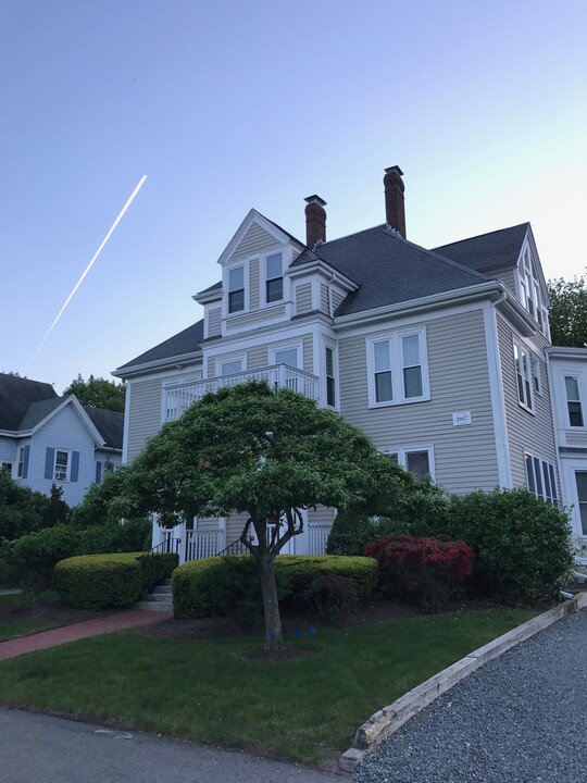 3 Waban St, Unit 6 in Wellesley, MA - Building Photo