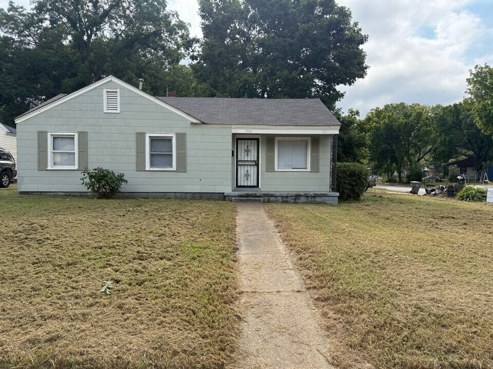 1592 Railton Rd in Memphis, TN - Building Photo