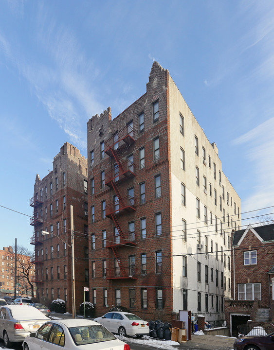 9302 Kings Hwy in Brooklyn, NY - Building Photo