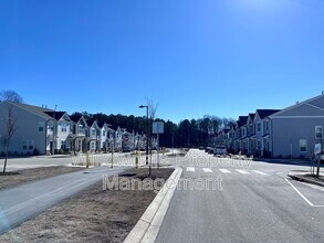 303 Parker Sta Ave in Fuquay Varina, NC - Building Photo - Building Photo