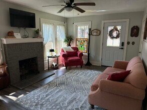 606 N Polk St in Jefferson, TX - Building Photo - Building Photo