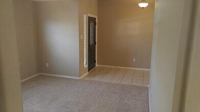 5104 Big Spring Dr in Pearland, TX - Building Photo - Building Photo