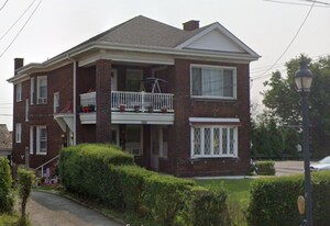 2929 Brownsville Rd in Pittsburgh, PA - Building Photo