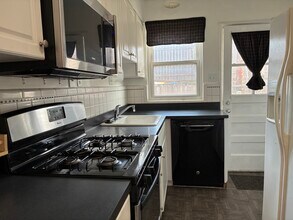 7519 Wise Ave, Unit 2 bdrm duplex in St. Louis, MO - Building Photo - Building Photo