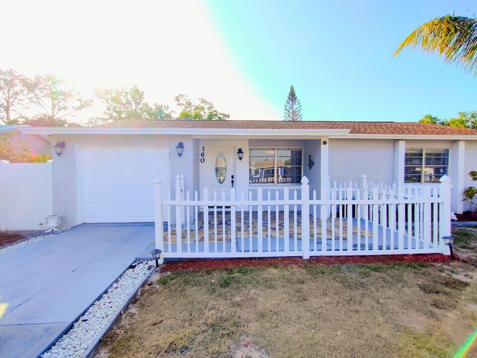 160 Jalapa Dr in Kissimmee, FL - Building Photo