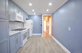 724 E 96th St, Unit 1st Floor in Brooklyn, NY - Building Photo - Building Photo