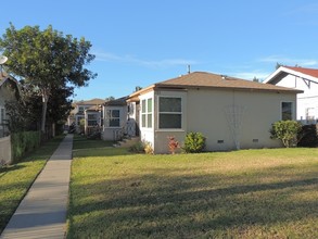 121 E Spruce Ave in Inglewood, CA - Building Photo - Building Photo