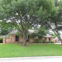1312 Spyglass Dr in Mansfield, TX - Building Photo