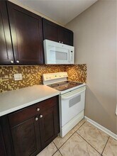 6020 NW 64th Ave in Tamarac, FL - Building Photo - Building Photo