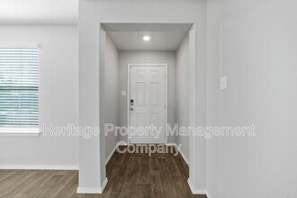 3510 Salado Brook in San Antonio, TX - Building Photo - Building Photo
