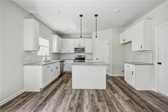 290 Fox Crk Dr in Braselton, GA - Building Photo - Building Photo