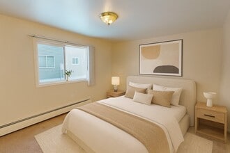 The Village at Calais in Anchorage, AK - Building Photo - Building Photo