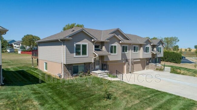 property at 1604 Barrington Pkwy