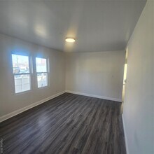 182-19 147th Ave in Queens, NY - Foto de edificio - Building Photo