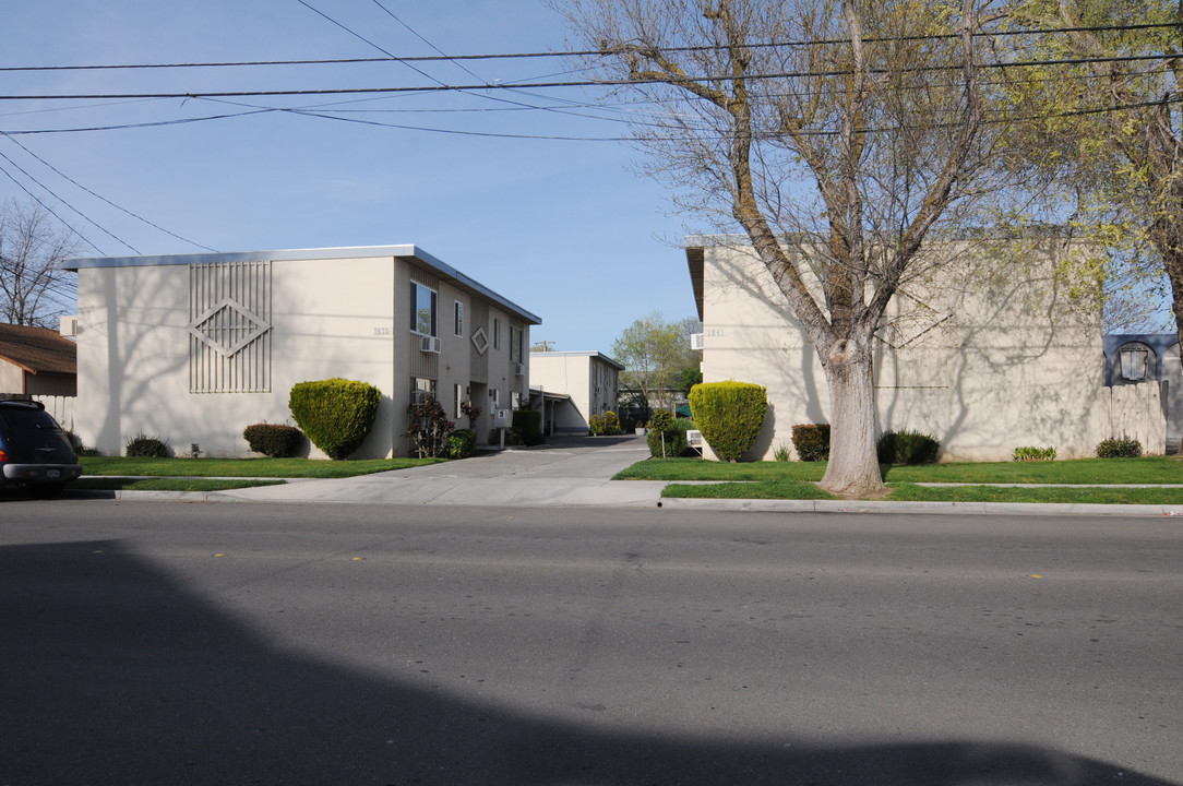 1635 Parker Ave in Tracy, CA - Building Photo