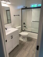 17622 Hayes Ave in Lake Elsinore, CA - Foto de edificio - Building Photo