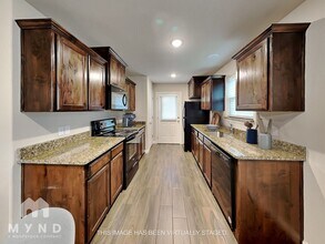 728 Rolling Terrace Cir in Granbury, TX - Building Photo - Building Photo