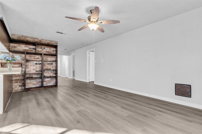 property at 11829 S Red Cedar Cir