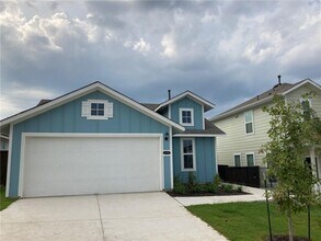 11716 Lago de Garda Dr in Austin, TX - Building Photo - Building Photo