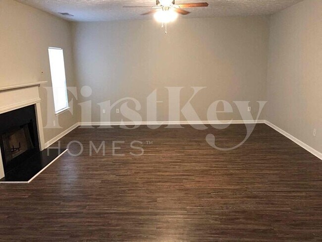 1283 Labrador Ln in Riverdale, GA - Building Photo - Building Photo