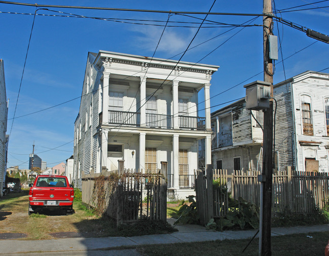 1517 Euterpe St in New Orleans, LA - Building Photo - Building Photo