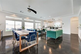 5556 Dancing Fox Ct in Las Vegas, NV - Building Photo - Building Photo