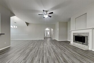 8019 Malardcrest Dr in Humble, TX - Building Photo - Building Photo