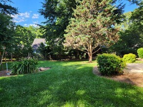 1181 Lake Shore Cir in Gainesville, GA - Building Photo - Building Photo