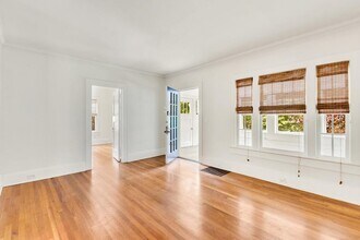 1016 Kentucky Ave NE in Atlanta, GA - Building Photo - Building Photo