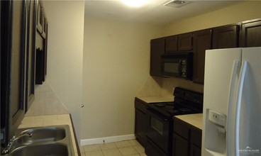 2201 S Jackson Rd-Unit -28E in Pharr, TX - Building Photo - Building Photo