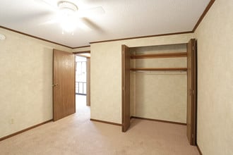 Northrup Court in Coraopolis, PA - Building Photo - Interior Photo