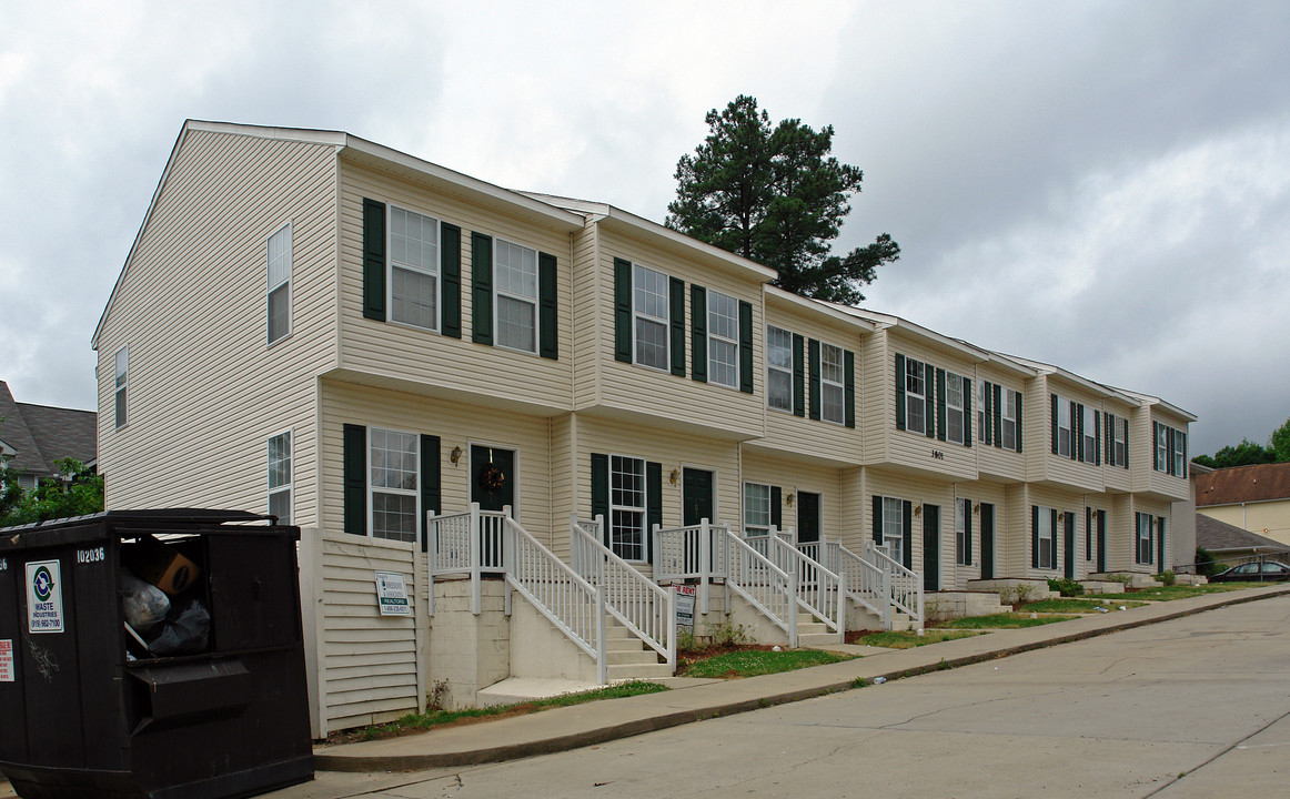 3801 Sherman Ave in Raleigh, NC - Foto de edificio