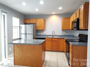 14934 Deshler Ct in Charlotte, NC - Building Photo - Building Photo