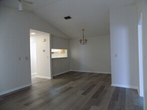 5220 Via Hacienda Cir in Orlando, FL - Building Photo - Building Photo