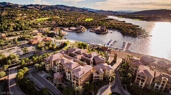 15 Via Mantova in Henderson, NV - Building Photo