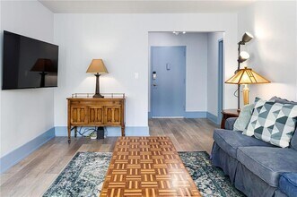 215 Piedmont Ave NE, Unit 2208 in Atlanta, GA - Building Photo - Building Photo
