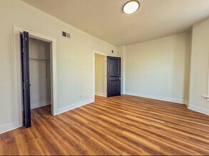 4925 S Champlain Ave in Chicago, IL - Building Photo - Building Photo