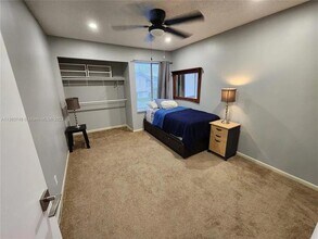 9923 W Atlantic Blvd in Coral Springs, FL - Foto de edificio - Building Photo