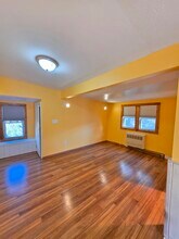 1906 Burdett Ave in Troy, NY - Building Photo - Building Photo