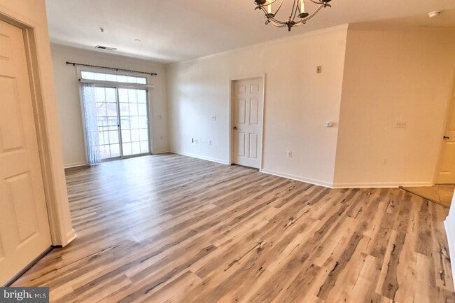 21216 McFadden Square in Sterling, VA - Building Photo - Building Photo