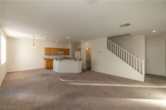 191 Duck Hollow Ave in Las Vegas, NV - Building Photo - Building Photo