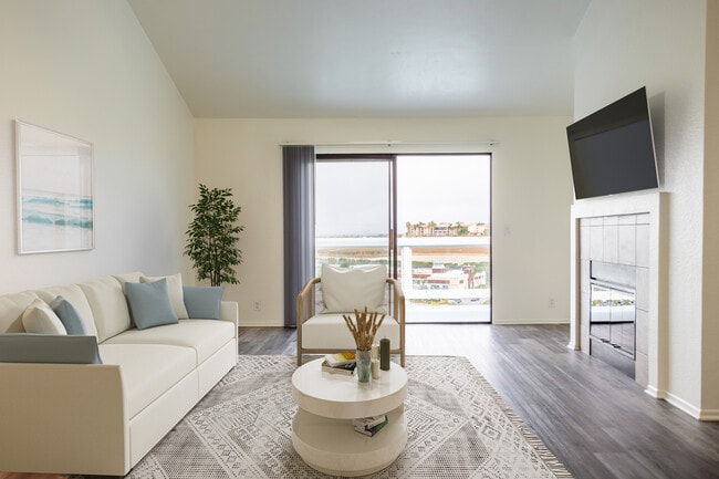 Seagate Condominium Rentals in Carlsbad, CA - Foto de edificio - Building Photo