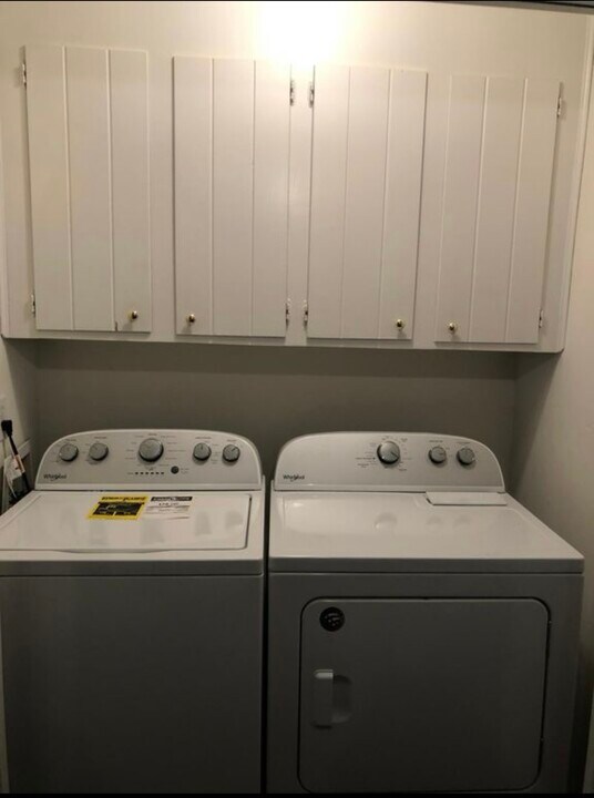 9437 S Vicksburg Park Ct in Charlotte, NC - Building Photo